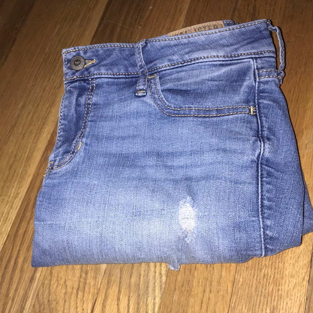 Hollister Ripped Skinny Jeans